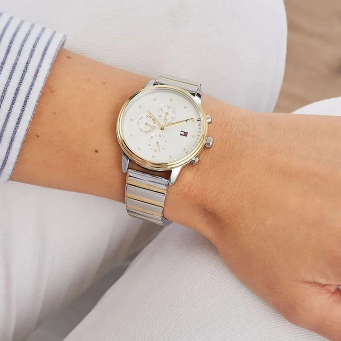 Montre Femme Tommy Hilfiger 1781908 Blake en Acier Bicolore Argent vue 3