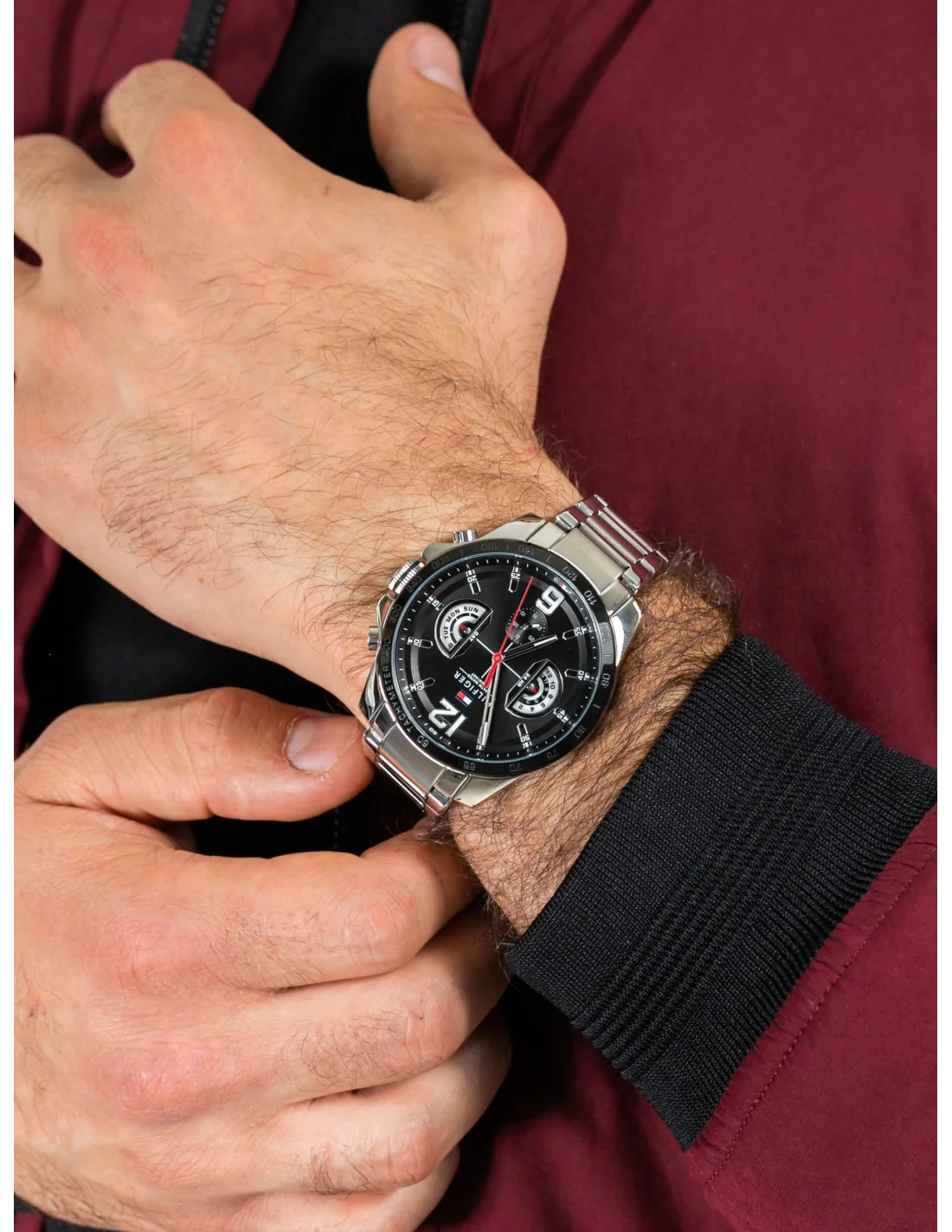 Montre Homme Tommy Hilfiger Decker Chronographe Acier Noir 44mm - Réf. 1791472 vue 3