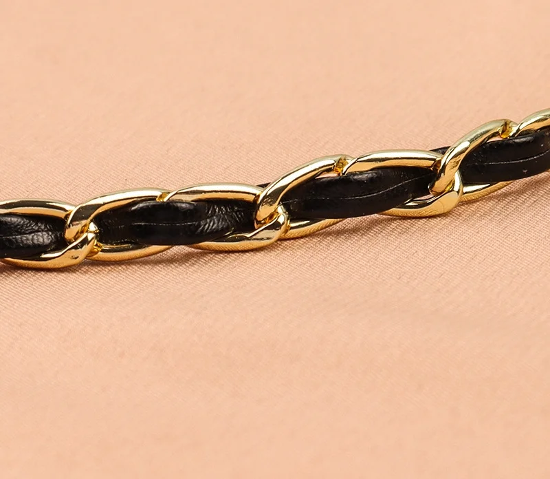 Collier pour femme Victoria Bradley C523 en acier plaqué or, 35 cm vue 5