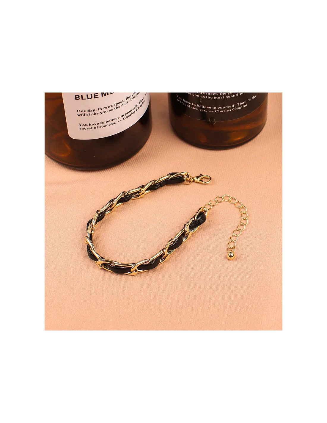 Bracelet Victoria Bradley 106340 pour femme en or, acier et simili Acier vue 3