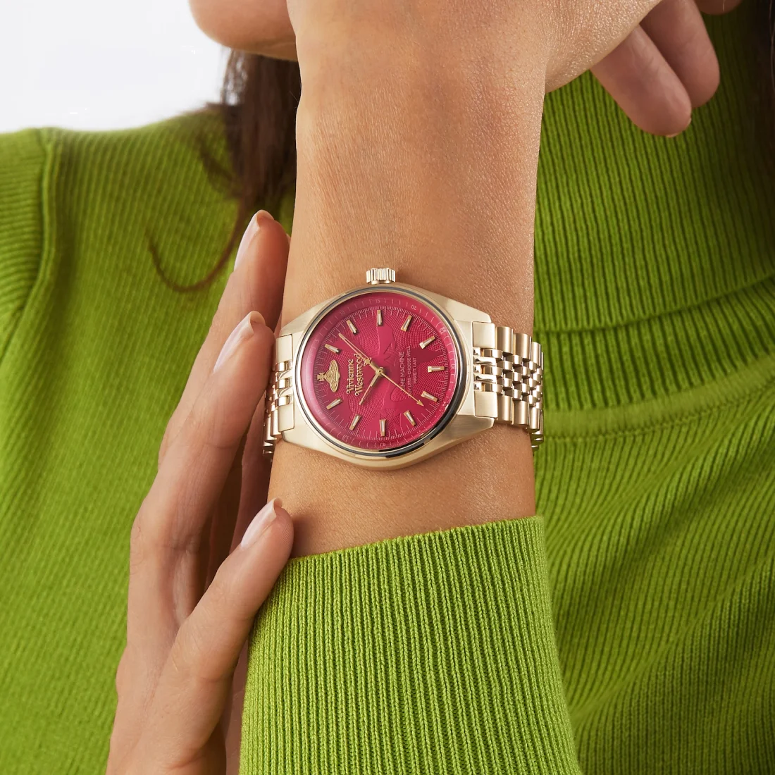 Montre Femme Vivienne Westwood VV251RRGD - Cadran Fuchsia Soleillé & Bracelet Acier Doré vue 4