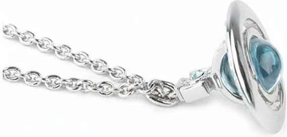 Collier Vivienne Westwood Petite Orb Pendant micropavé de cristaux vue 3